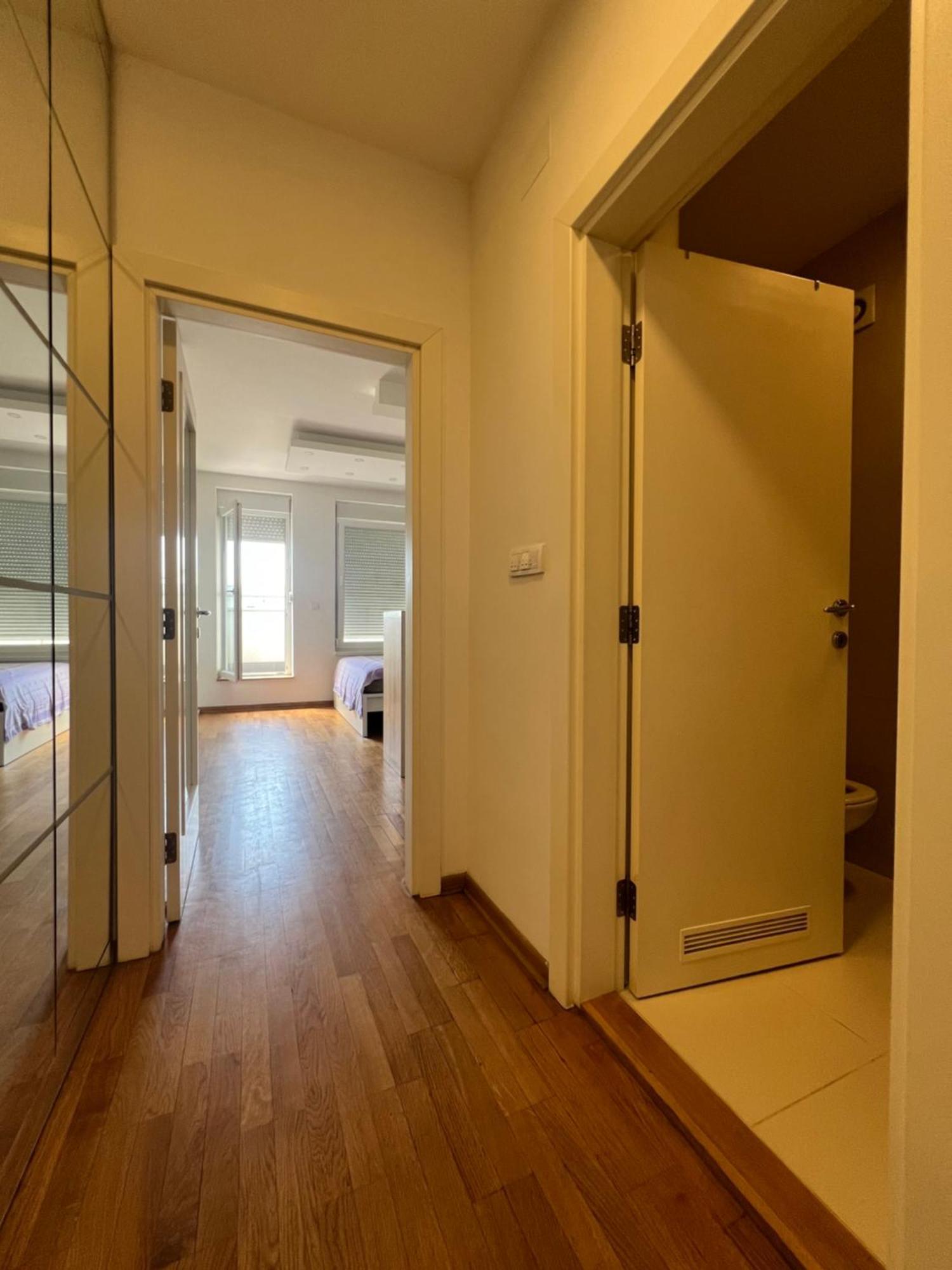 Hedonia Apartment Белград Екстериор снимка