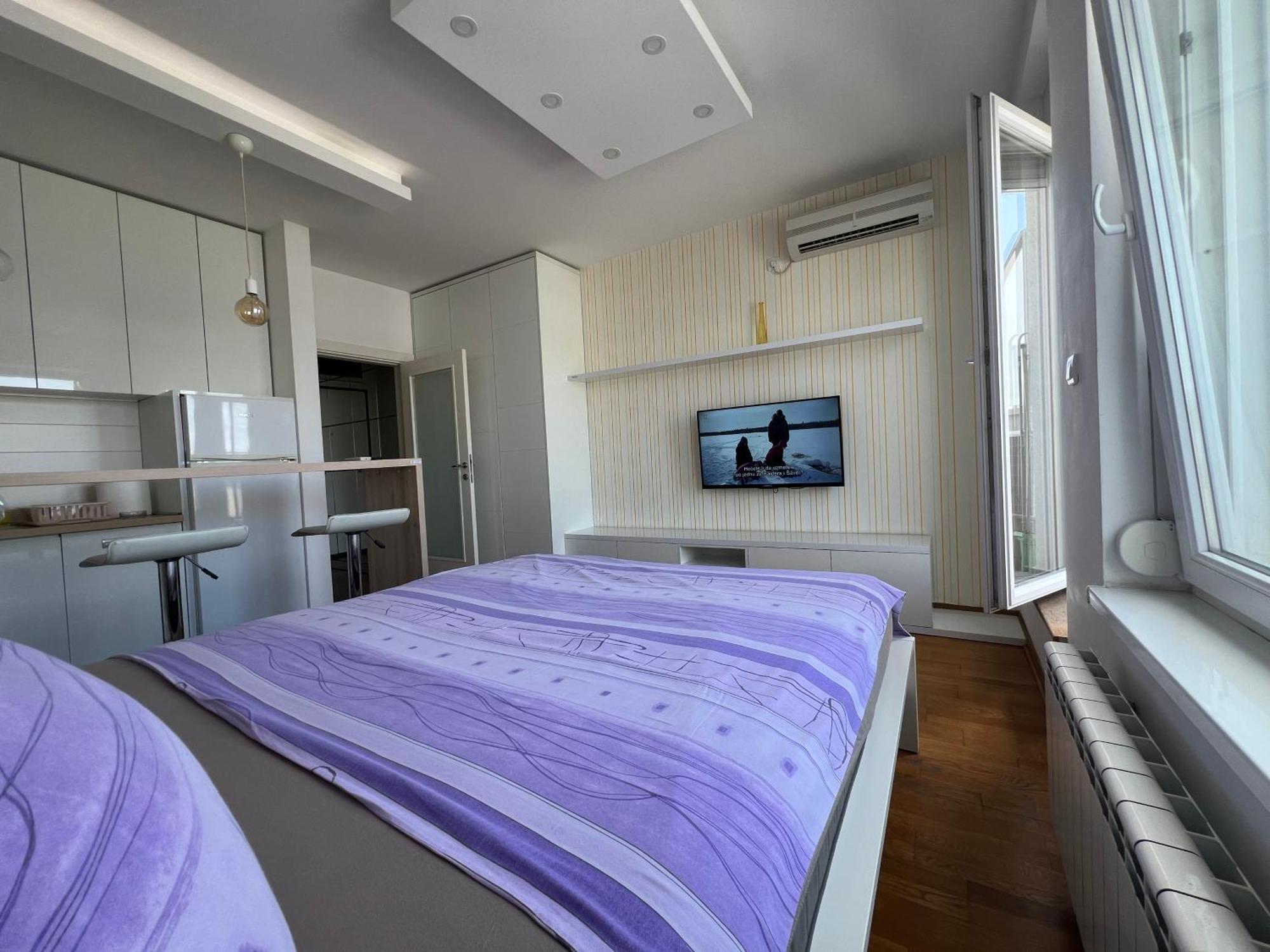 Hedonia Apartment Белград Екстериор снимка